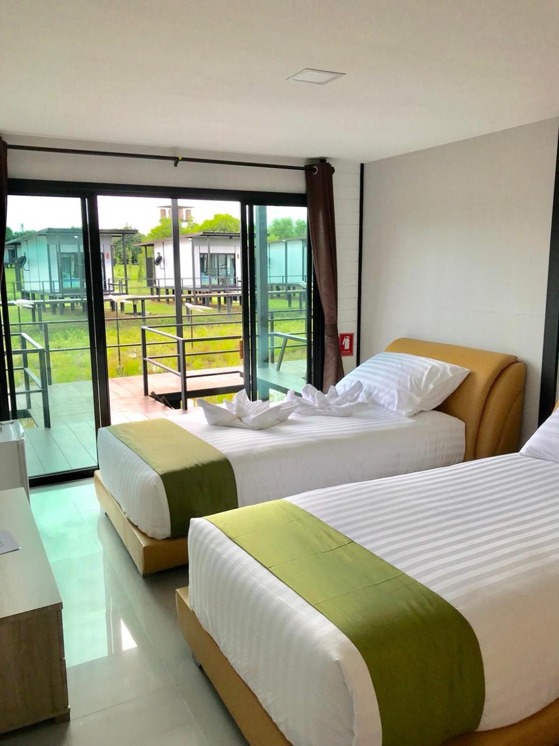 Mae On Village Resort Roi Et Bagian luar foto